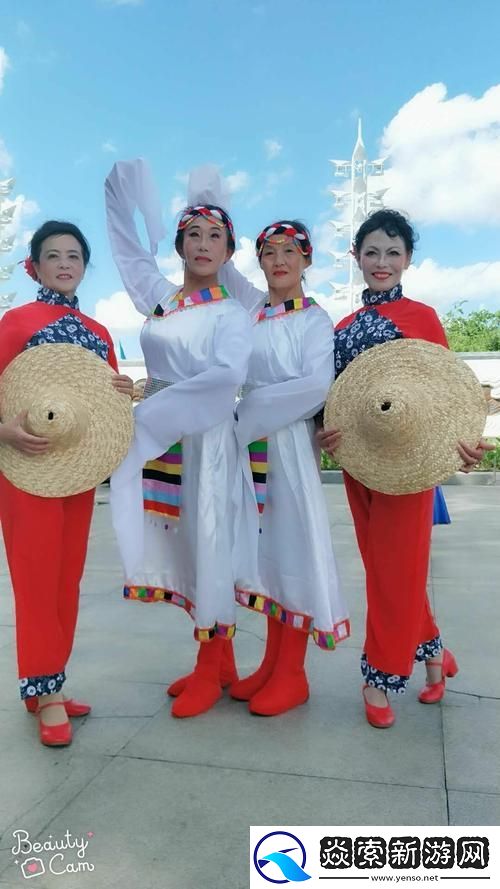 嫣然回首一瞬間